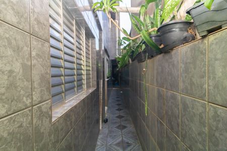 Casa para alugar com 246m², 6 quartos e 2 vagas Casa para alugar com 246m², 6 quartos e 2 vagasCorredor