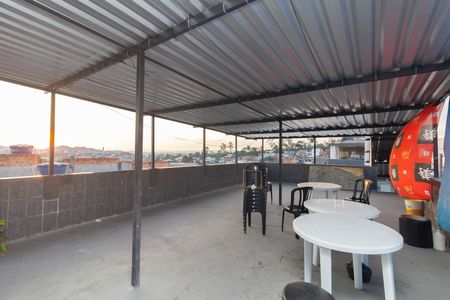 Casa para alugar com 246m², 6 quartos e 2 vagas Casa para alugar com 246m², 6 quartos e 2 vagasTerraço