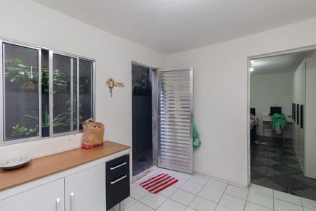 Casa para alugar com 246m², 6 quartos e 2 vagas Casa para alugar com 246m², 6 quartos e 2 vagasCozinha
