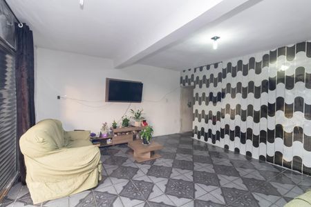 Casa para alugar com 246m², 6 quartos e 2 vagas Casa para alugar com 246m², 6 quartos e 2 vagasSala