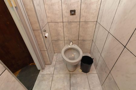 Casa para alugar com 246m², 6 quartos e 2 vagas Casa para alugar com 246m², 6 quartos e 2 vagasBanheiro da Suíte