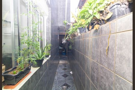 Casa para alugar com 246m², 6 quartos e 2 vagas Casa para alugar com 246m², 6 quartos e 2 vagasCorredor