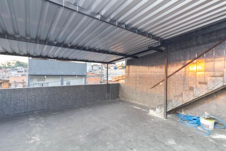 Casa para alugar com 246m², 6 quartos e 2 vagas Casa para alugar com 246m², 6 quartos e 2 vagasVaranda
