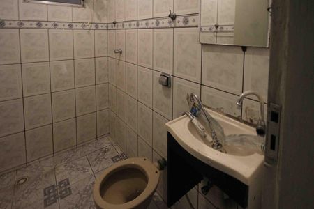 Banheiro social de casa à venda com 7 quartos, 70m² em Jardim Brasilia, São Paulo