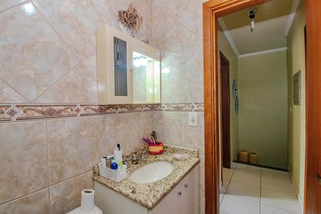 Casa à venda com 192m², 3 quartos e 2 vagasBanheiro Social