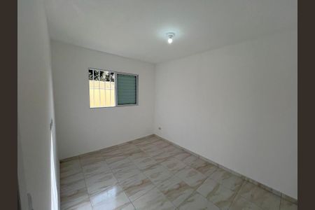 Casa para alugar com 32m², 1 quarto e sem vaga Casa para alugar com 32m², 1 quarto e sem vagaQuarto