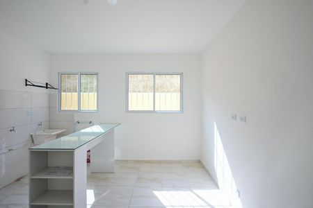 Sala de casa para alugar com 1 quarto, 32m² em Vila Pirajussara, São Paulo