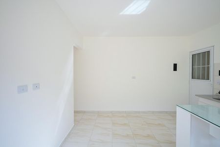 Sala de casa para alugar com 1 quarto, 32m² em Vila Pirajussara, São Paulo