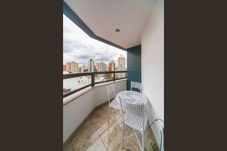 Apartamento à venda com 145m², 3 quartos e 3 vagas Apartamento à venda com 145m², 3 quartos e 3 vagasVaranda da Sala
