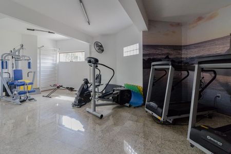 Apartamento à venda com 145m², 3 quartos e 3 vagas Apartamento à venda com 145m², 3 quartos e 3 vagasÁrea comum - Academia