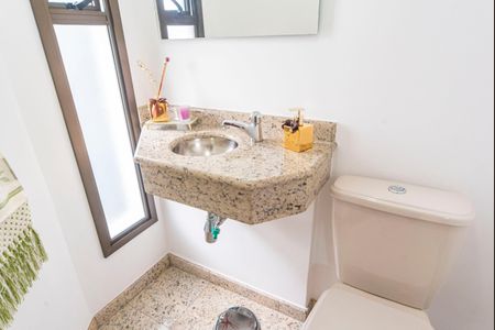 Apartamento à venda com 145m², 3 quartos e 3 vagas Apartamento à venda com 145m², 3 quartos e 3 vagasLavabo