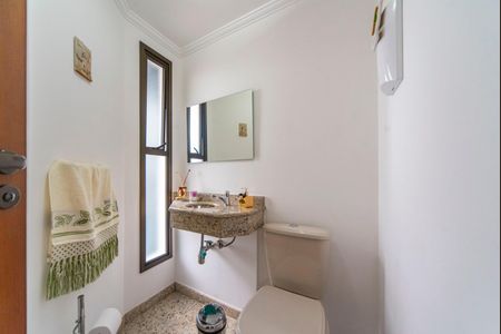 Apartamento à venda com 145m², 3 quartos e 3 vagas Apartamento à venda com 145m², 3 quartos e 3 vagasLavabo