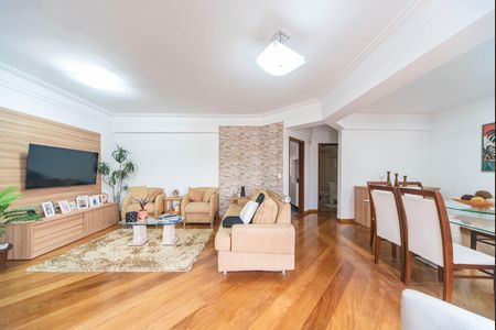 Apartamento à venda com 145m², 3 quartos e 3 vagas Apartamento à venda com 145m², 3 quartos e 3 vagasSala