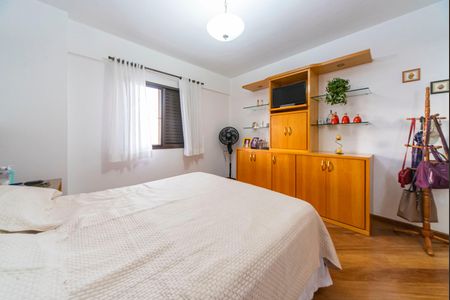 Apartamento à venda com 145m², 3 quartos e 3 vagas Apartamento à venda com 145m², 3 quartos e 3 vagasQuarto 3