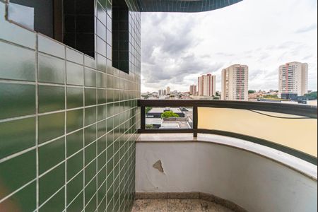 Apartamento à venda com 145m², 3 quartos e 3 vagas Apartamento à venda com 145m², 3 quartos e 3 vagasVaranda do Quarto 1
