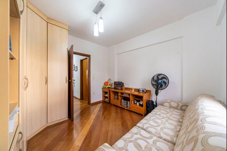 Apartamento à venda com 145m², 3 quartos e 3 vagas Apartamento à venda com 145m², 3 quartos e 3 vagasQuarto 2