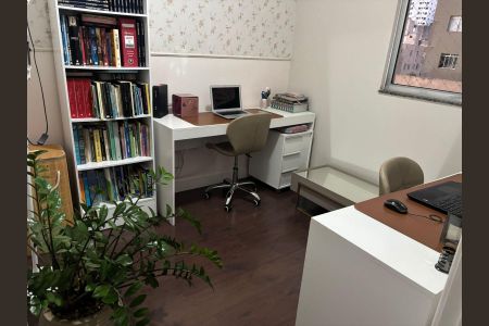 Apartamento para alugar com 71m², 3 quartos e 2 vagasQuarto