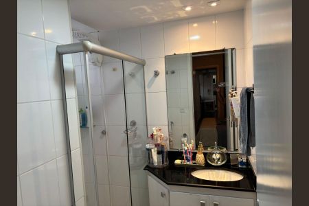 Apartamento para alugar com 71m², 3 quartos e 2 vagasBanheiro