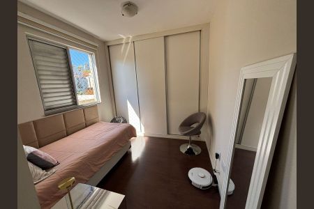 Apartamento para alugar com 71m², 3 quartos e 2 vagasQuarto