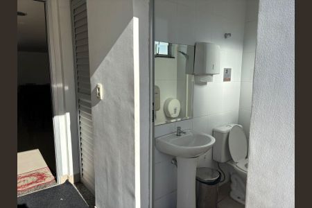 Apartamento para alugar com 71m², 3 quartos e 2 vagasBanheiro