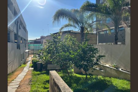 Apartamento para alugar com 71m², 3 quartos e 2 vagasÁrea Externa