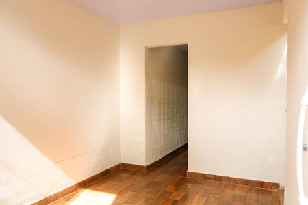 Sala de casa para alugar com 1 quarto, 40m² em Piedade, Rio de Janeiro