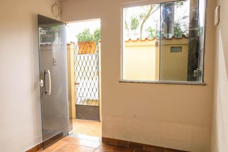 Sala de casa para alugar com 1 quarto, 40m² em Piedade, Rio de Janeiro