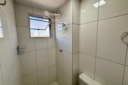 Banheiro de apartamento à venda com 1 quarto, 31m² em Tremembé, São Paulo