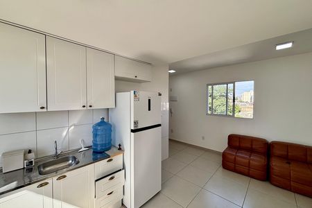 Cozinha de apartamento à venda com 1 quarto, 31m² em Tremembé, São Paulo