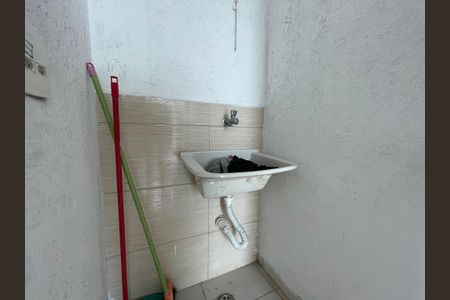 Studio para alugar com 40m², 1 quarto e 1 vaga Studio para alugar com 40m², 1 quarto e 1 vagaÁrea de Serviço