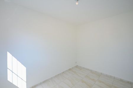 Quarto de casa para alugar com 1 quarto, 31m² em Vila Pirajussara, São Paulo