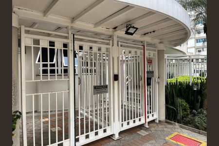 Studio à venda com 28m², 1 quarto e 1 vaga Studio à venda com 28m², 1 quarto e 1 vagaFachada do Prédio