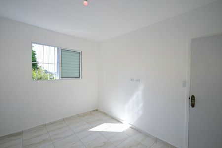 Quarto de casa para alugar com 1 quarto, 32m² em Vila Pirajussara, São Paulo