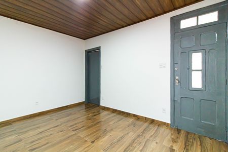 Casa para alugar com 70m², 1 quarto e sem vaga Casa para alugar com 70m², 1 quarto e sem vagaSala