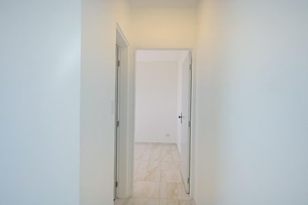 Corredor de casa para alugar com 1 quarto, 32m² em Vila Pirajussara, São Paulo