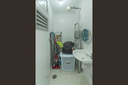 Apartamento à venda com 70m², 2 quartos e 1 vaga Apartamento à venda com 70m², 2 quartos e 1 vagaCozinha - Lavanderia Integrada - Banheiro de serviço