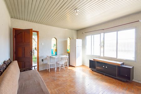 Casa para alugar com 45m², 1 quarto e 1 vaga