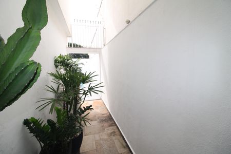 Corredor de casa à venda com 3 quartos, 210m² em Vila dos Andrades, São Paulo