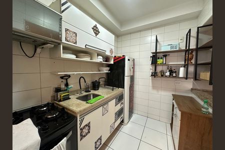 Apartamento à venda com 76m², 3 quartos e 1 vaga Apartamento à venda com 76m², 3 quartos e 1 vagaCozinha