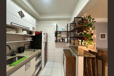 Apartamento à venda com 76m², 3 quartos e 1 vaga Apartamento à venda com 76m², 3 quartos e 1 vagaCozinha