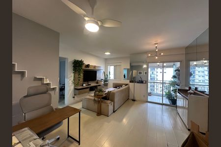 Apartamento à venda com 76m², 3 quartos e 1 vaga Apartamento à venda com 76m², 3 quartos e 1 vagaSala