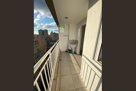 Apartamento à venda com 40m², 1 quarto e sem vaga Apartamento à venda com 40m², 1 quarto e sem vagaVaranda