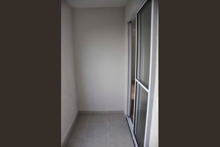 Apartamento à venda com 62m², 1 quarto e sem vaga Apartamento à venda com 62m², 1 quarto e sem vagaDetalhe - Varanda da Sala e Cozinha