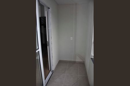 Apartamento à venda com 62m², 1 quarto e sem vaga Apartamento à venda com 62m², 1 quarto e sem vagaDetalhe - Varanda do Quarto e Suíte