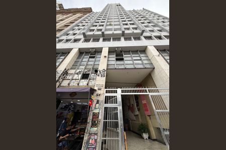 Apartamento à venda com 34m², 1 quarto e sem vaga
