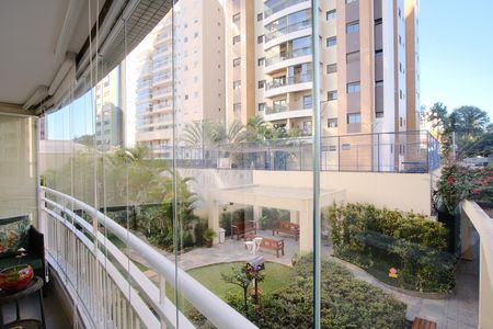 Apartamento à venda com 70m², 3 quartos e 2 vagasVaranda