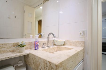 Apartamento à venda com 70m², 3 quartos e 2 vagasBanheiro Social