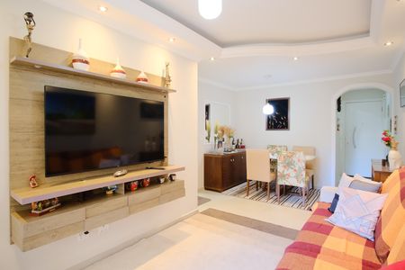 Apartamento à venda com 70m², 3 quartos e 2 vagasSala