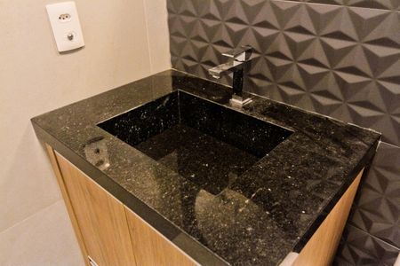 Apartamento à venda com 89m², 3 quartos e 2 vagas Apartamento à venda com 89m², 3 quartos e 2 vagasBanheiro da Suíte