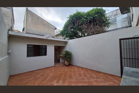 Casa para alugar com 130m², 1 quarto e 2 vagas Casa para alugar com 130m², 1 quarto e 2 vagasÁrea externa